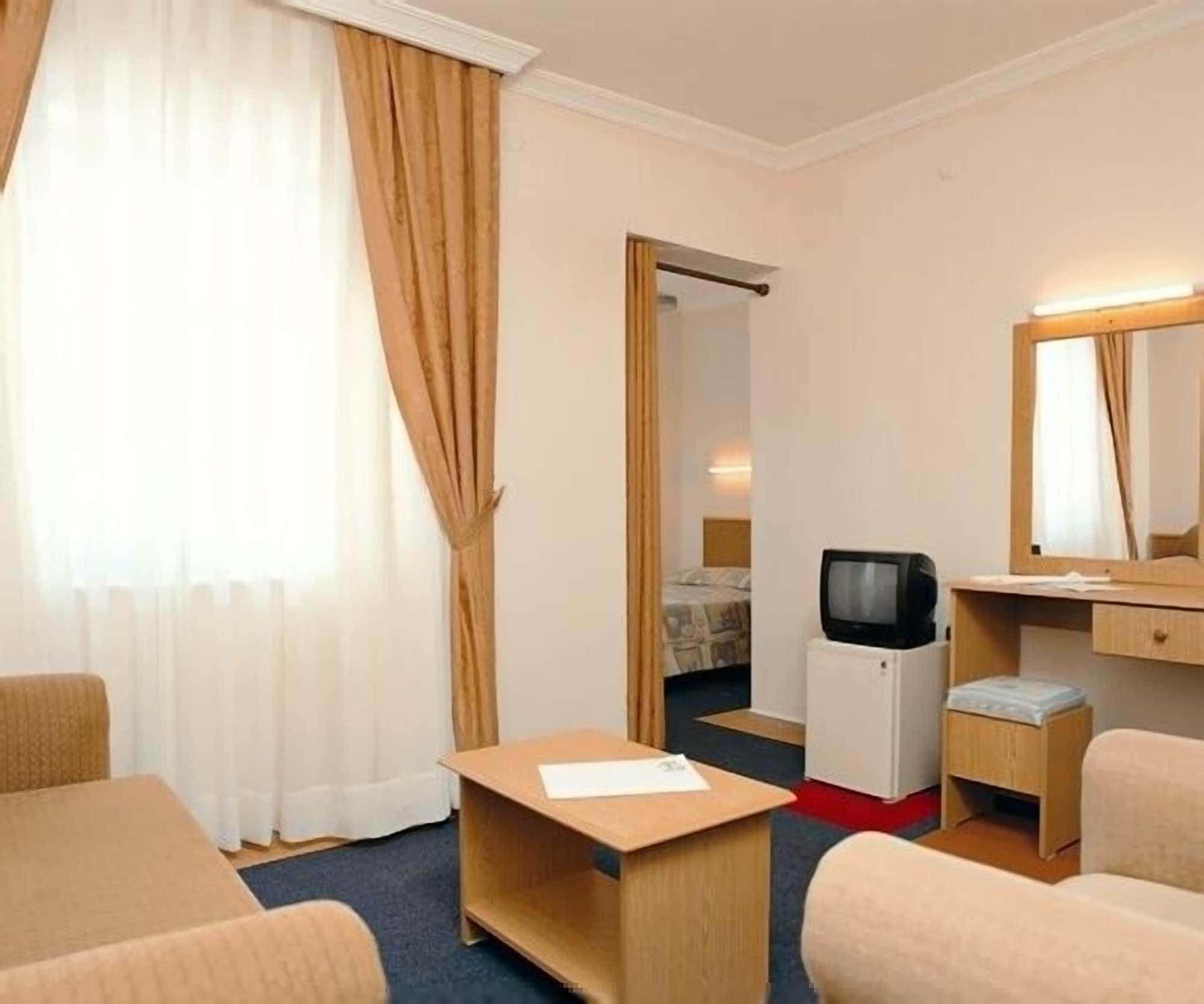 Hotel Pineta Club Мармарис Екстер'єр фото
